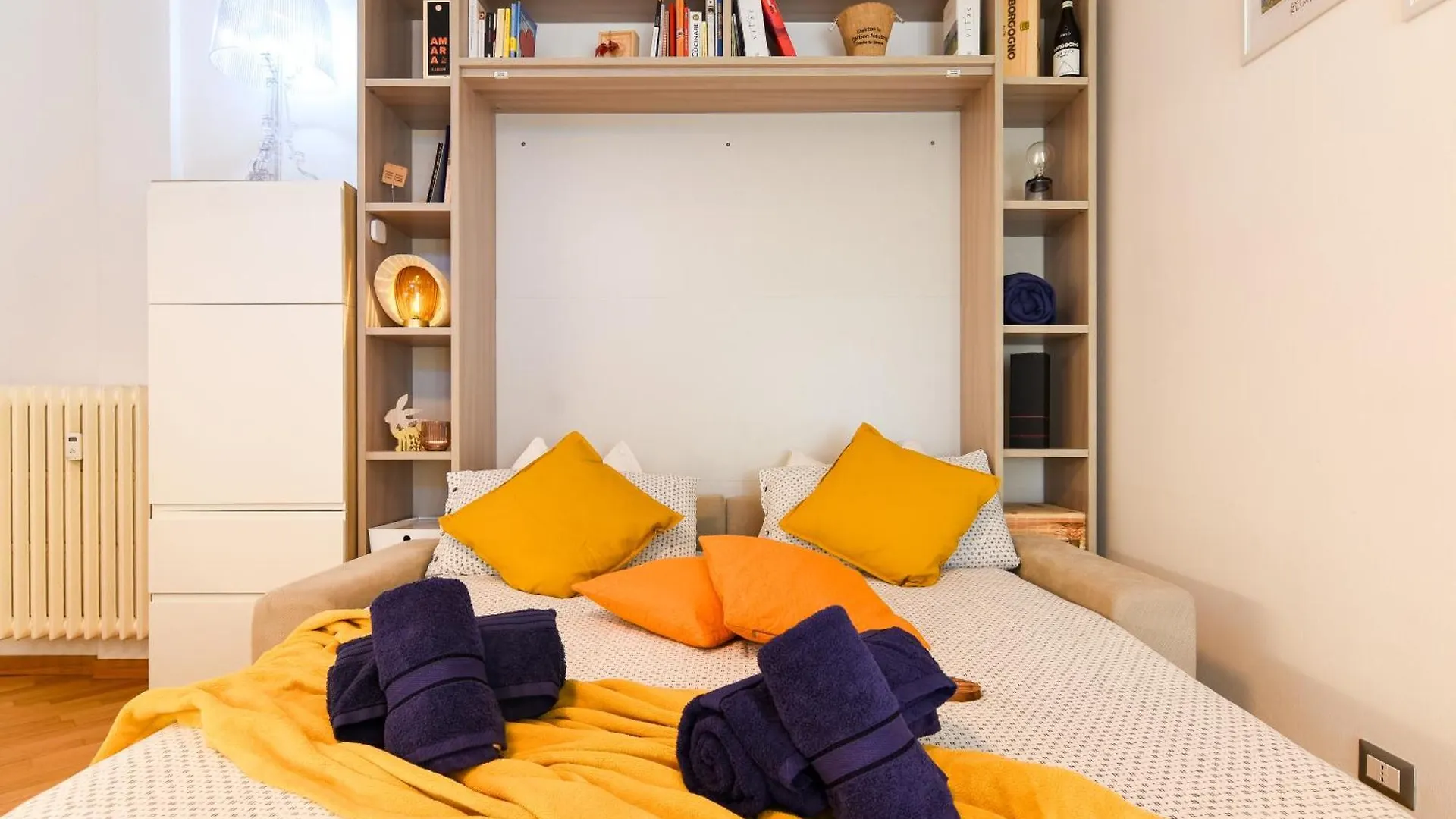 Ebro#9 • Grazioso Monolocale Fondazione Prada Apartment Milan Italy